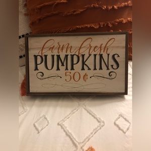 Kirkland’s Wood Fall Pumpkin Sign